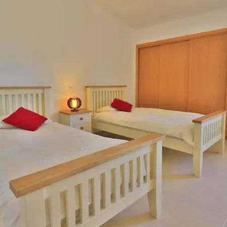 Sleeps 6 Air Con T607841 *