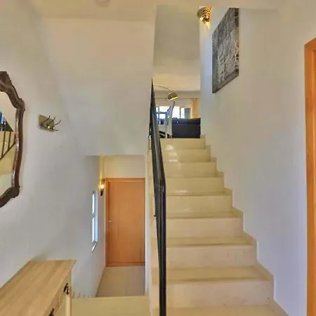 Sleeps 6 Air Con T607841 Villa
